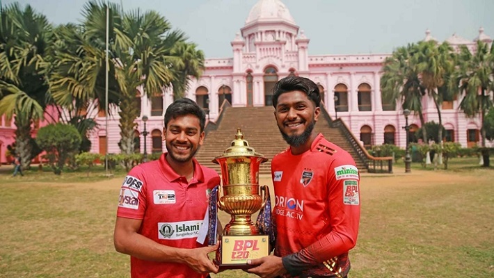 তামিম-সাকিব দ্বৈরথ: রংপুরকে ব্যাটিংয়ে পাঠাল বরিশাল