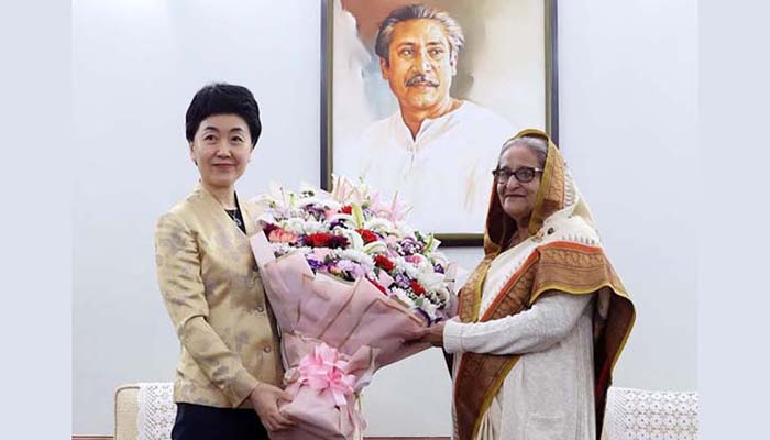 বেইজিংয়ের কাছে আরও সহযোগিতা চেয়েছেন প্রধানমন্ত্রী 