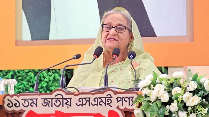 শ্রমিকদের প্রতি সকলকে আন্তরিক হওয়ার আহ্বান প্রধানমন্ত্রীর