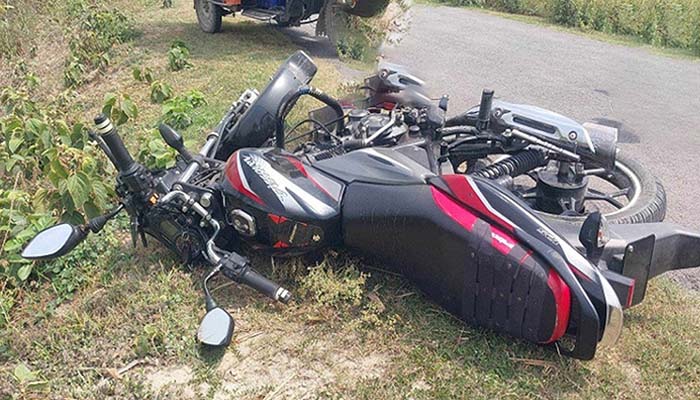 বরিশালে বাসচাপায় ২ মোটরসাইকেল আরোহী নিহত