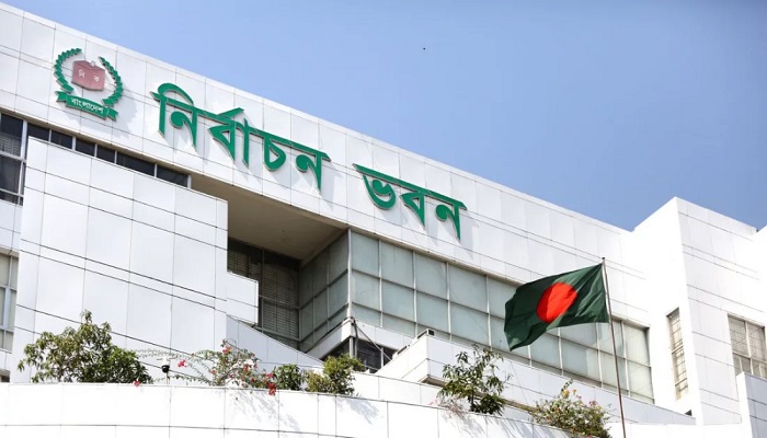 শেখ হাসিনার সম্পদের তথ্য গোপনে আইনে কিছু করার নেই: ইসি