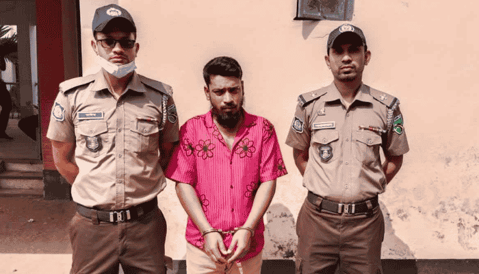 বাবুগঞ্জে শিক্ষিকার মৃত্যুতে চালক গ্রেপ্তার