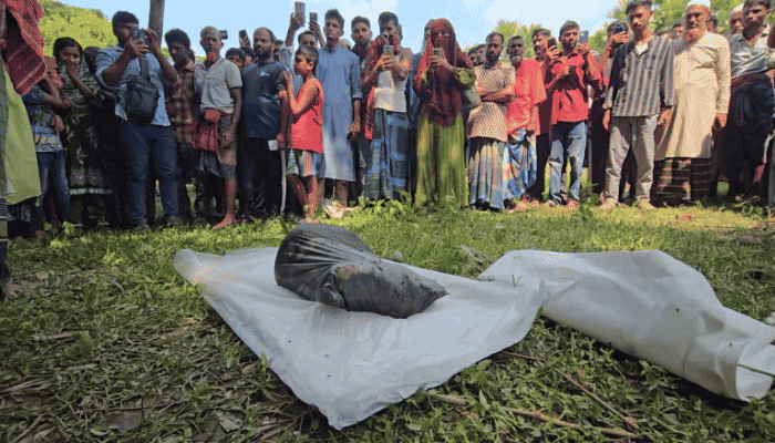 খালুর বাড়ির পাশের খালে শিশুর মরদেহ