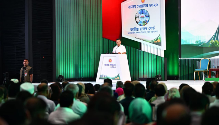 রাজস্ব খাতে ঘুরে দাঁড়ানোর আহ্বান প্রধানমন্ত্রীর