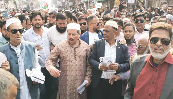 বিএনপির প্রচার শুরু দলের অফিস চত্বরে সমাবেশ করে