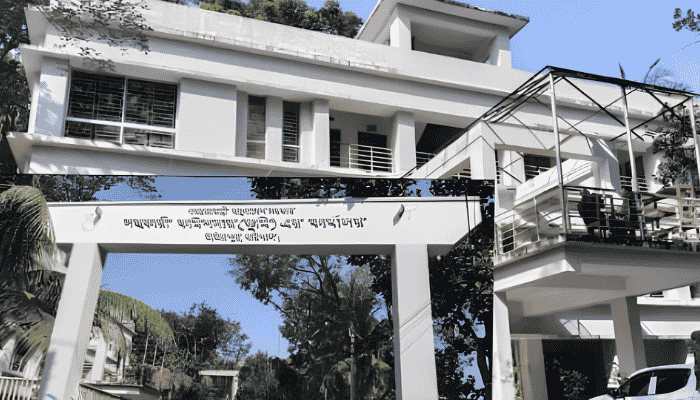 উজিরপুরে ভূমি অফিসের ২ কর্মচারী প্রত্যাহার