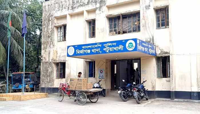 ঘুমন্ত বাবাকে খুন, ছেলে গ্রেপ্তার