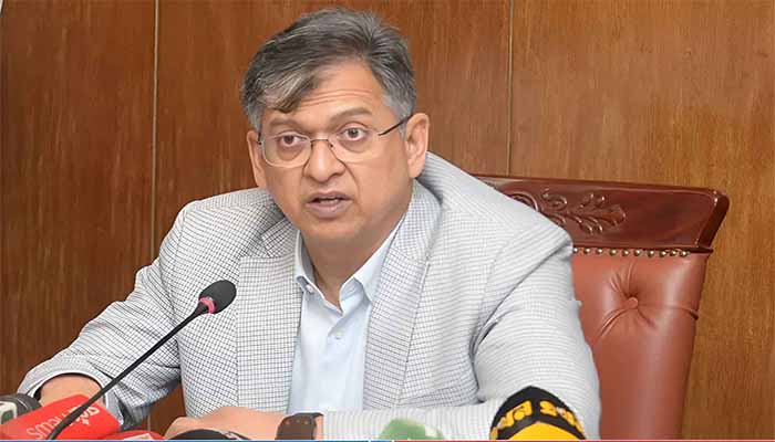 আওয়ামী লীগের অপতৎপরতা রুখতে ৬ জেলায় সেনা মোতায়েন: স্বরাষ্ট্রমন্ত্রী