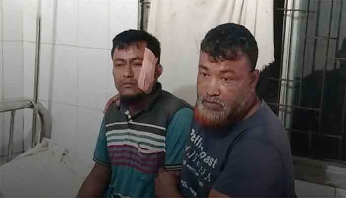 বরিশালে জেলেদের হামলায় আহত এনডিসি-এসিল্যান্ড