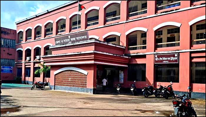২১ বছর পালিয়ে থেকে আত্মসমর্পন; স্ত্রী হত্যার দায়ে মৃত্যুদণ্ড