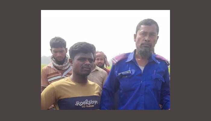  বুকে লাথি দিয়ে একটি শিশুকে মেরে ফেললো যুবক