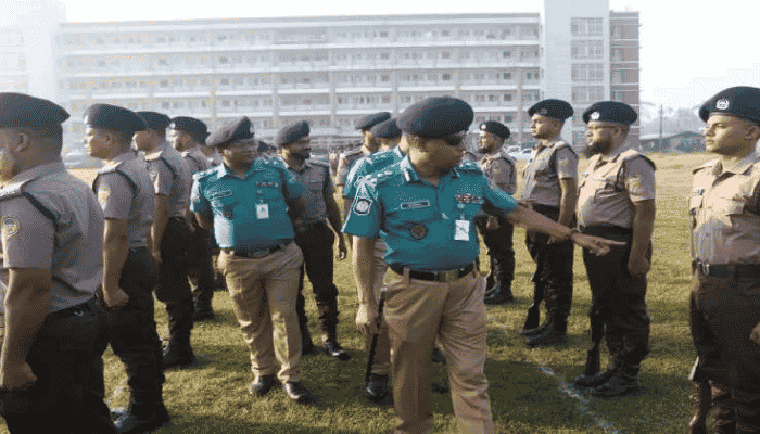 মাদক-জুয়ায় কঠোর হতে বিএমপি কমিশনারের নির্দেশ