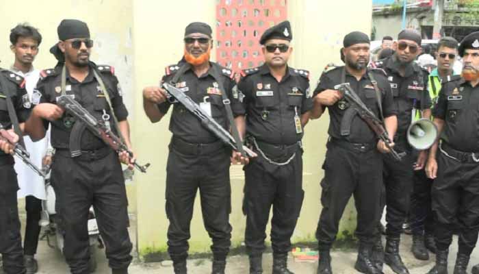 আদালতে বিস্ফোরণ; সিসিটিভি ফুটেজ হস্তান্তর,নিরাপত্তা জোরদার