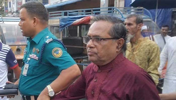 বরিশালে জাতীয় পার্টিকে মিছিল করতে দেয়নি পুলিশ, হাবুল হেফাজতে