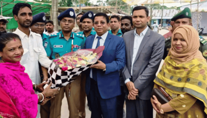 পূজা উদযাপনে সজাগ প্রশাসন