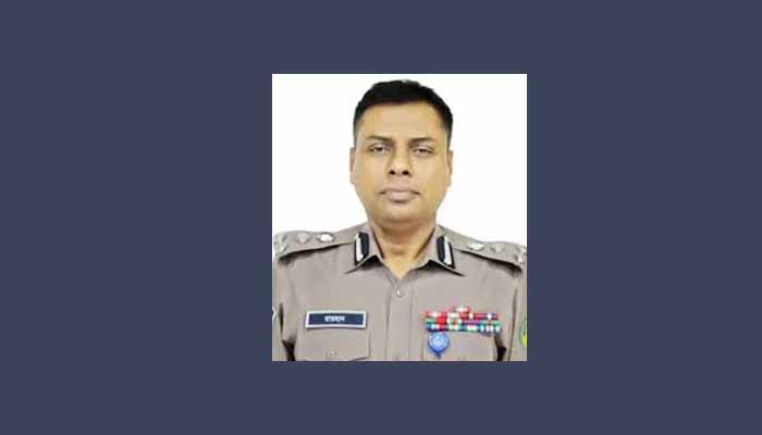বিএমপিতে যোগদান করলেন পুলিশ কমিশনার আবু রায়হান