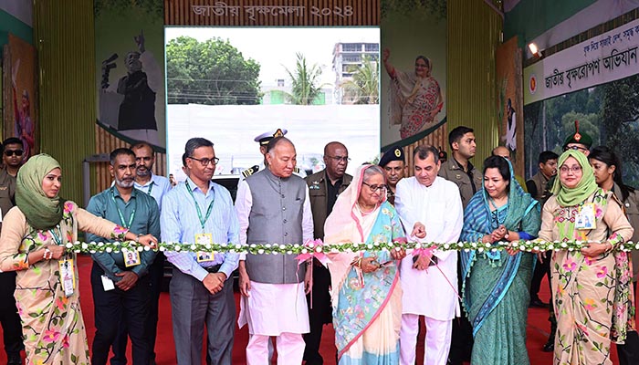 জাতীয় বৃক্ষরোপণ অভিযান ও মেলা এবং পরিবেশ দিবসের  উদ্বোধন করলেন প্রধানমন্ত্রী