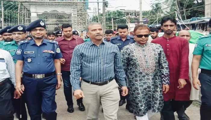 আ’লীগের কার্যক্রমে নিষেধাজ্ঞা প্রত্যাহারে সম্ভাবনা নেই: বরিশালে আসিফ নজরুল