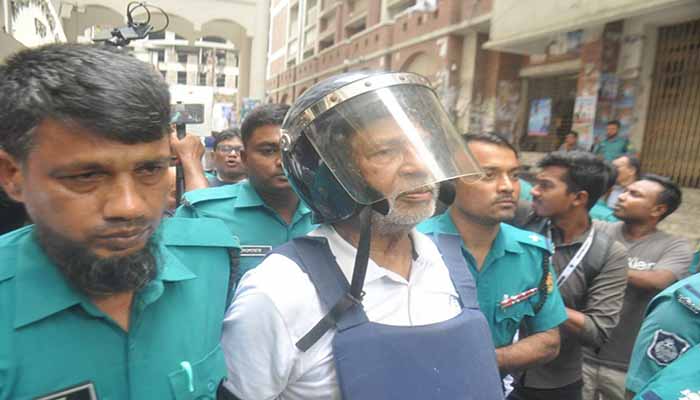 ‘আদালতের প্রতি আস্থা নেই,’ ওকালতনামায় সই করেননি লতিফ সিদ্দিকী